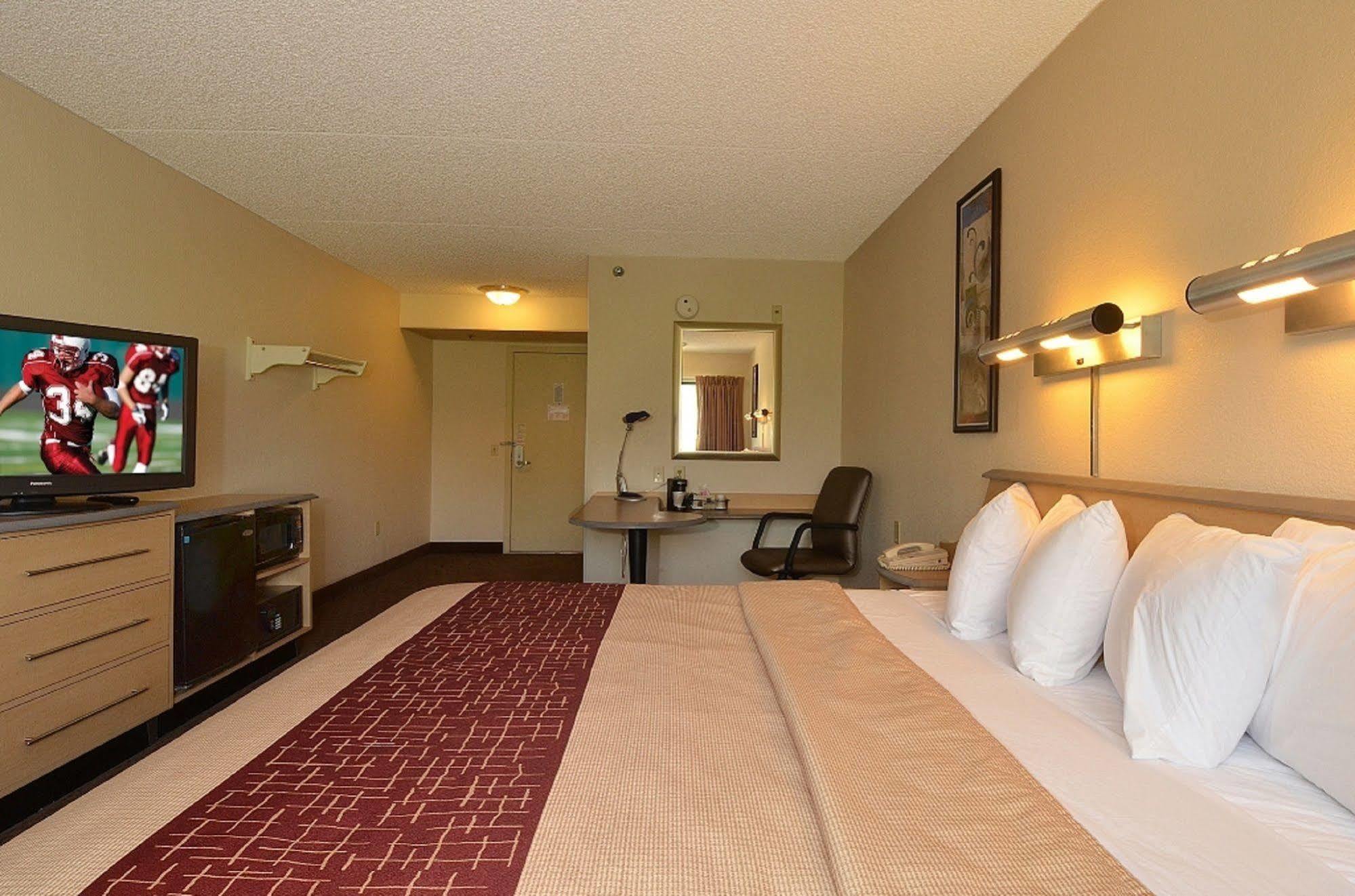 Red Roof Inn Buffalo - Hamburg/ I-90 Екстериор снимка
